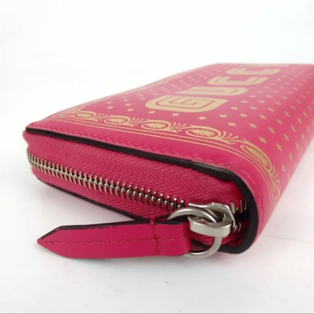 Like new Authentic GUCCI Sega Collaboration Wallet - Picture 3 of 11